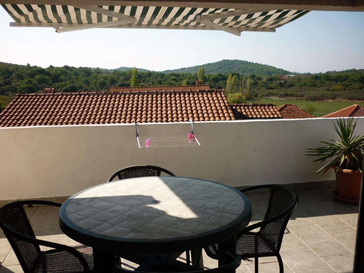 Apartmani Andrija Jezera Exteriör bild